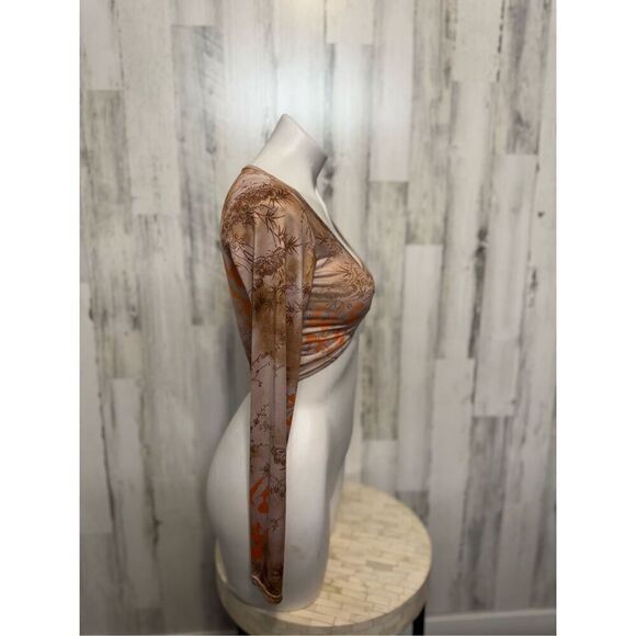 PrettyLittleThing brown crop top - Picture 3 of 7